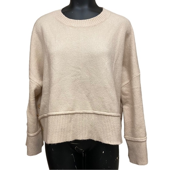 ILLA ILLA Cream Oversized Pullover Knit Sweater Size Small - Picture 1 of 7